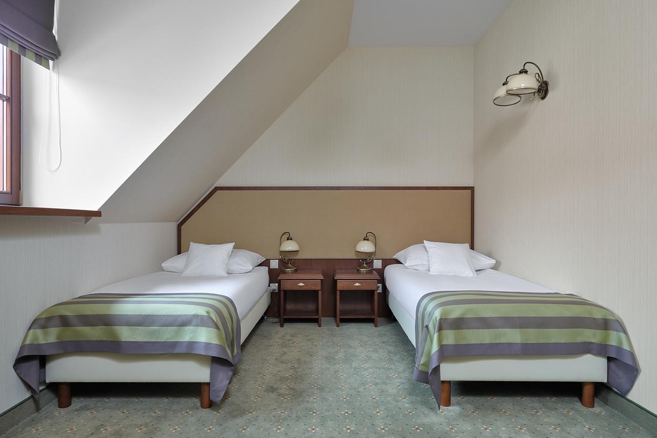Hotel Palac Poledno Ruang foto