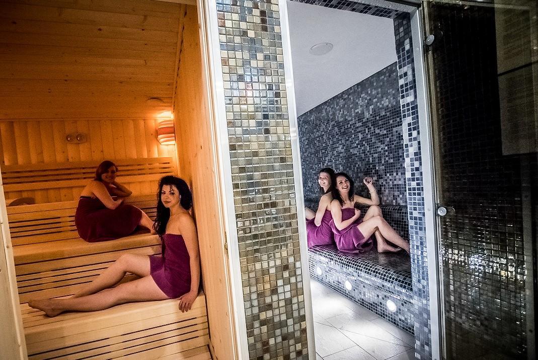 Hotel Palac Poledno Bagian luar foto