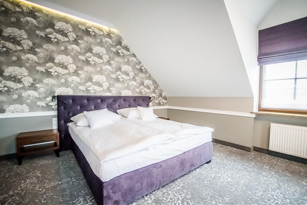Hotel Palac Poledno Bagian luar foto